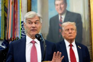 ‘waste,-fraud,-and-abuse’-becomes-gop-rallying-cry-for-obamacare