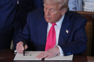 watch-live:-trump-signs-executive-order