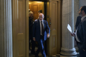 trump-admin-gives-dems-their-latest-fundraising-pitch in-mark-kelly-inquiry