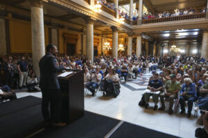 trump-pressure-revives-indiana-redistricting-fight