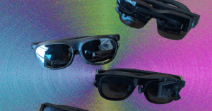 go-beyond-20/20-with-these-wired-tested-smart-glasses