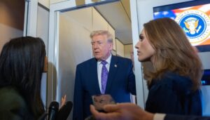 trump-downplays-venezuelan-airspace-‘closure’-after-maduro-phone-call