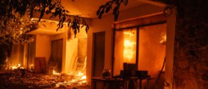 three-kids-die-in-fire-on-thanksgiving,-mom-seems-to-blame-father