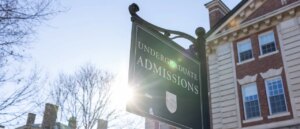 it-may-not-be-a-human-reading-your-college-application-anymore