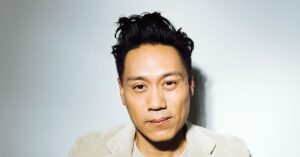 jon-m.-chu-says-ai-couldn’t-have-made-one-of-wicked’s-best-moments