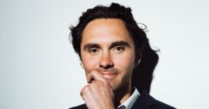 david-hogg-to-democratic-establishment:-get-the-message-or-get-voted-out