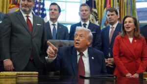 trump-touts-‘tiny-cars’-as-he-seeks-solutions-to-countering-affordability-‘hoax’