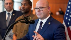 teamsters-president-offers-praise-for-labor-secretary-and-vance