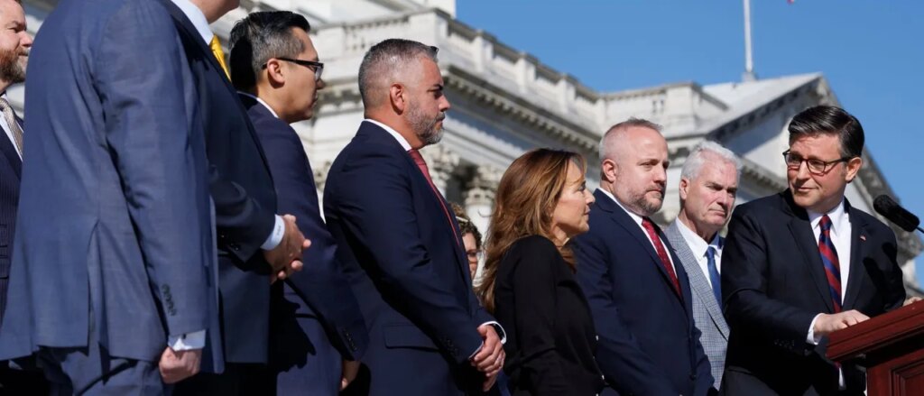 congress-faces-mass-exodus,-dozens-heading-for-exits