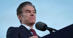 dr.-oz-tells-his-federal-employees-to-eat-less