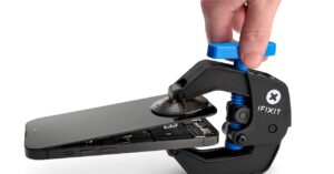 ifixit-put-a-chatbot-repair-expert-in-an-app