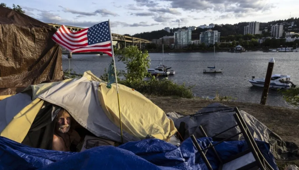 americans-back-criminal-and-homelessness-reform:-poll
