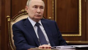 russian-missile-strike-on-odesa-kills-8-as-us-hosts-a-kremlin-envoy-for-talks-on-peace-plan