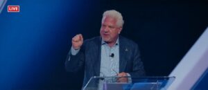 glenn-beck-inspires-turning-point-youth-at-amfest-2025-–-(video)-|-the-gateway-pundit-|-by-david-greyson