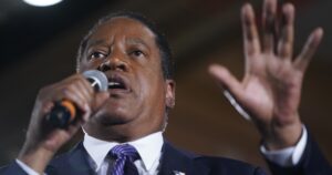 larry-elder-drops-out-of-2024-race-and-endorses-trump