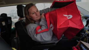 food-delivery-apps-to-provide-full-cash-refunds-in-california