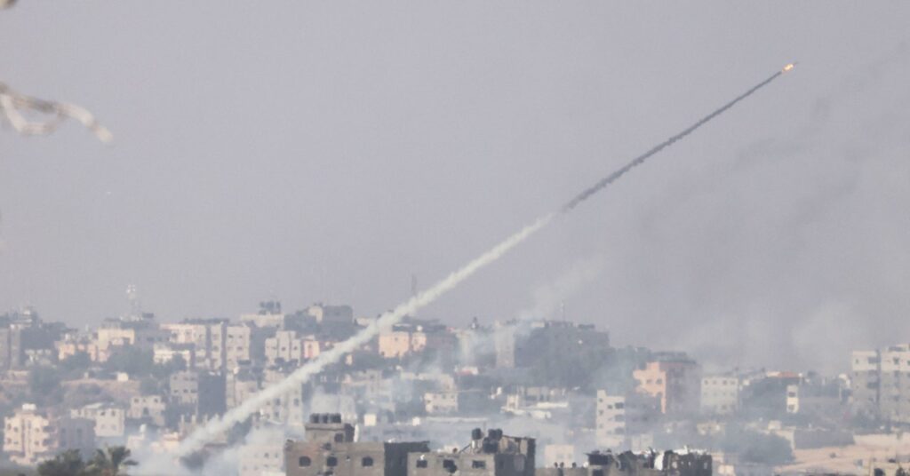 rocket-alert-apps-warn-israelis-of-incoming-attacks-while-gaza-is-left-in-the-dark