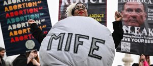 we-know-shockingly-little-about-the-company-approved-to-distribute-abortion-drugs-in-new-year