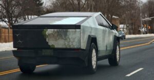 tesla-loses-its-ev-crown-to-byd-as-sales-keep-dropping