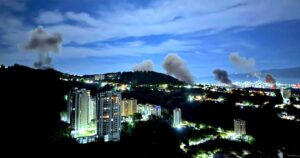 breaking:-huge-explosions-heard-across-caracas,-venezuela-(videos)-|-the-gateway-pundit-|-by-paul-serran