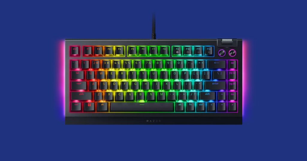 razer’s-blackwidow-v4-hits-a-sweet-spot-for-mechanical-keyboard-fans