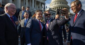 house-gop-finally-unites-with-speaker-mike-johnson:-washington-photos-of-the-week