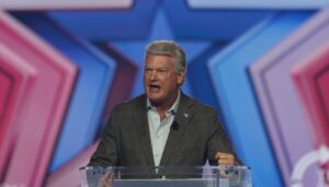 collins-zeroes-in-on-ossoff-in-ad-rollout-despite-gop-primary-fight