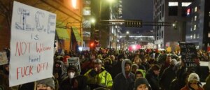 30-minneapolis-protesters-seen-going-after-ice-at-night-cited-by-police