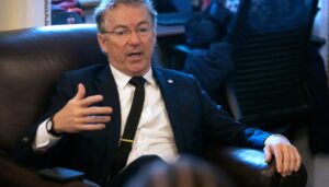 paul-warns-trump-striking-iran-could-rally-protesters-against-us