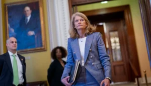 peltola-campaign-puts-murkowski-in-tough-endorsement-spot