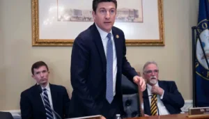 congressional-stock-trading-ban-legislation-passes-out-of-house-panel