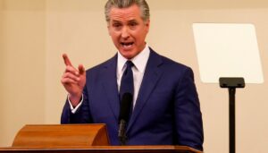 newsom-backtracks-on-ice-‘terrorism’-comments