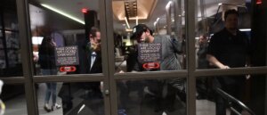 hotel-kicks-out-ice-agents-as-threats-from-left-wing-mobs-grow