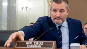 cruz-cites-us-‘history-of-acquiring-new-lands’-in-greenland-push