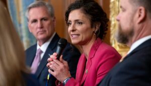 julia-letlow,-endorsed-by-trump,-launches-challenge-to-bill-cassidy