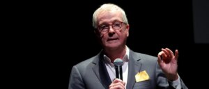 lame-duck-governor-lets-donor