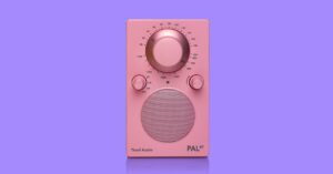 this-radio-is-my-desk’s-most-colorful-accessory
