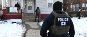 church-stormer-gets-arrested-with-two-pairs-of-cuffs-due-to-extraordinary-rotundness