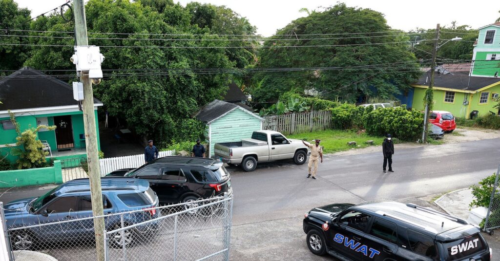sam-bankman-fried-built-a-crypto-paradise-in-the-bahamas—now-he’s-a-bad-memory