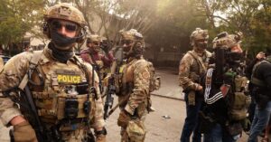 us-judge-rules-ice-raids-require-judicial-warrants,-contradicting-secret-ice-memo