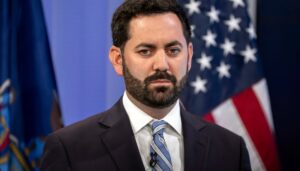 mike-lawler-urges-‘path-to-legal-status’-for-illegal-immigrants