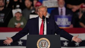 trump-returns-to-his-economic-script-amid-minneapolis-uproar