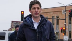 trump-warns-frey-against-not-enforcing-federal-immigration-laws