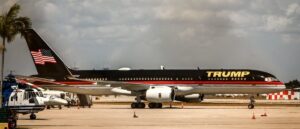 fact-check:-no,-trump’s-plane-is-not-guarded-by-jets