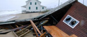 homes-at-risk-of-collapsing-due-to-near-hurricane-force-nor