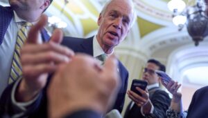 republicans-reckon-with-trump’s-botched-immigration-tactics