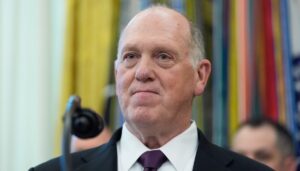 watch-live:-border-czar-tom-homan-holds-press-conference-in-minneapolis