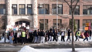 minnesota-schools-ask-court-to-block-ice-in-latest-immigration-hampering-efforts