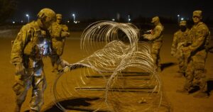 judge-blocks-feds-from-cutting-texas-concertina-wire-along-rio-grande-river