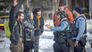 mn-prosecutor-seeks-‘immediate’-relief-amid-influx-of-425-immigration-lawsuits